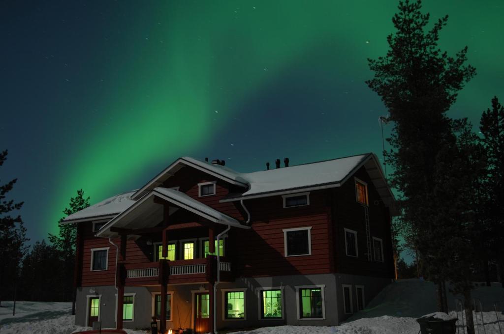 Guesthouse Husky Ivalo Buitenkant foto