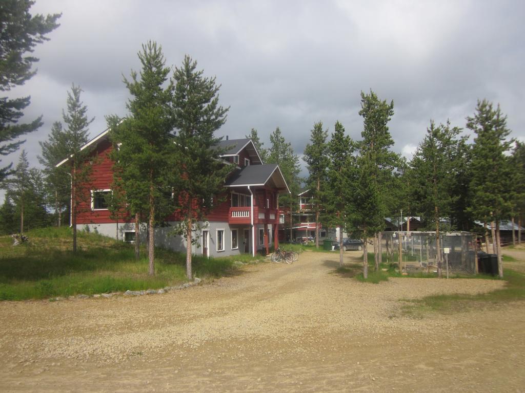 Guesthouse Husky Ivalo Buitenkant foto