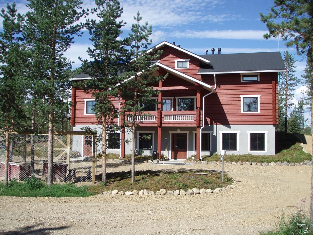 Guesthouse Husky Ivalo Buitenkant foto
